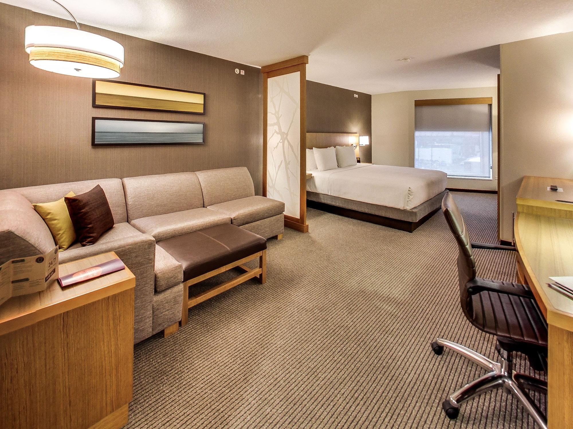 Doubletree By Hilton Edmonton Downtown Hotel Bagian luar foto