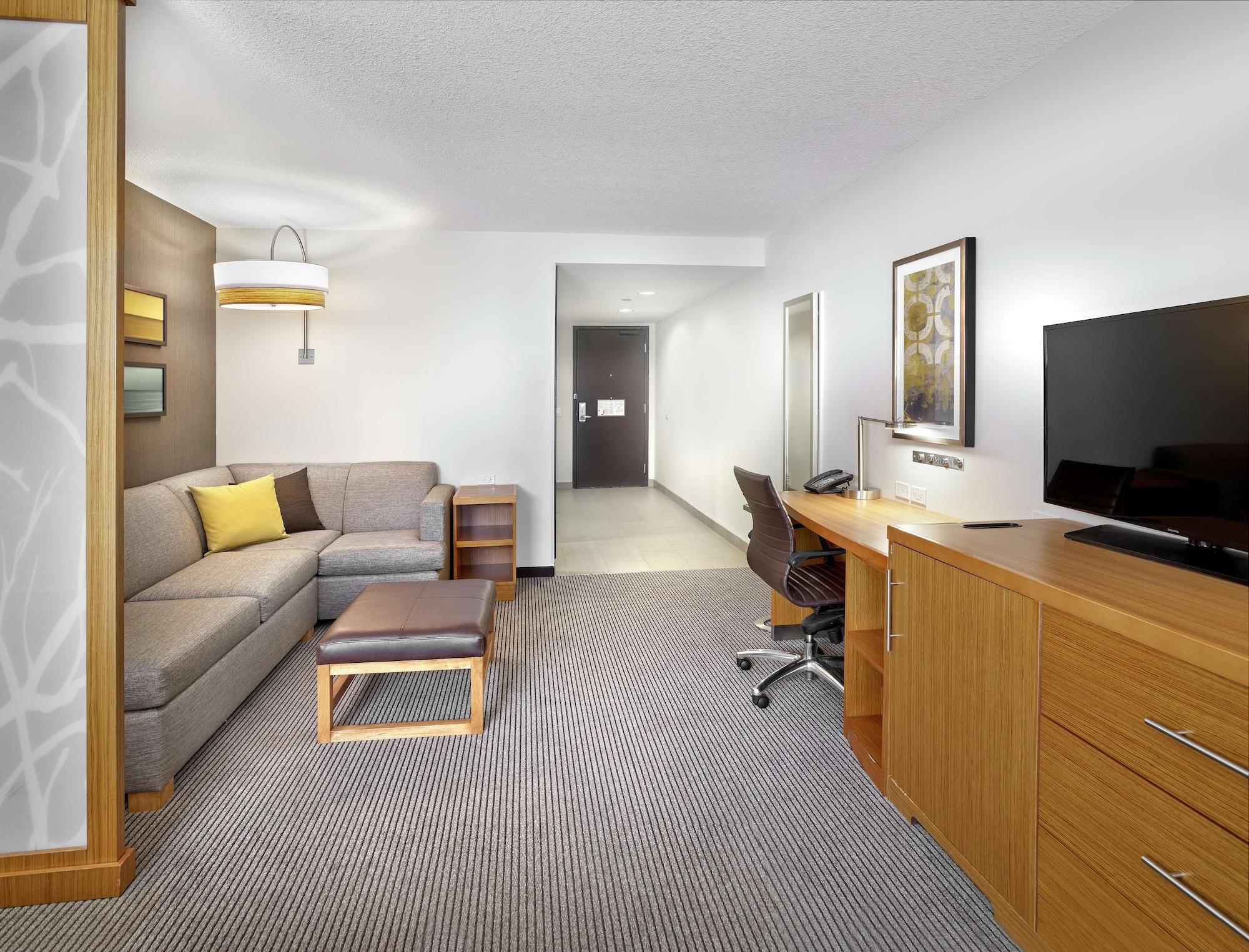Doubletree By Hilton Edmonton Downtown Hotel Bagian luar foto