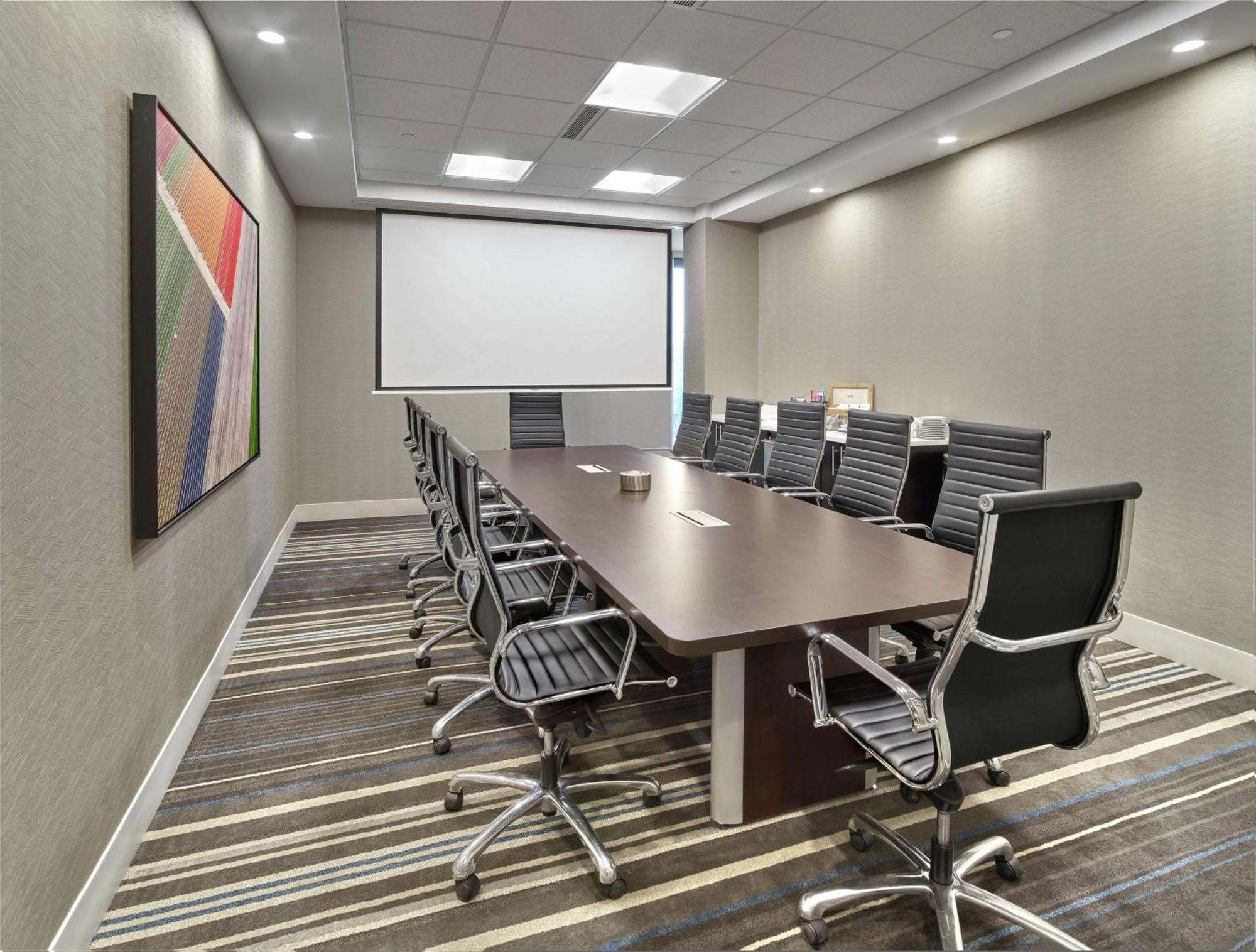 Doubletree By Hilton Edmonton Downtown Hotel Bagian luar foto