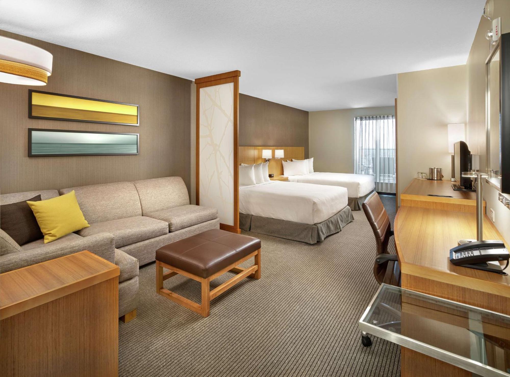 Doubletree By Hilton Edmonton Downtown Hotel Bagian luar foto