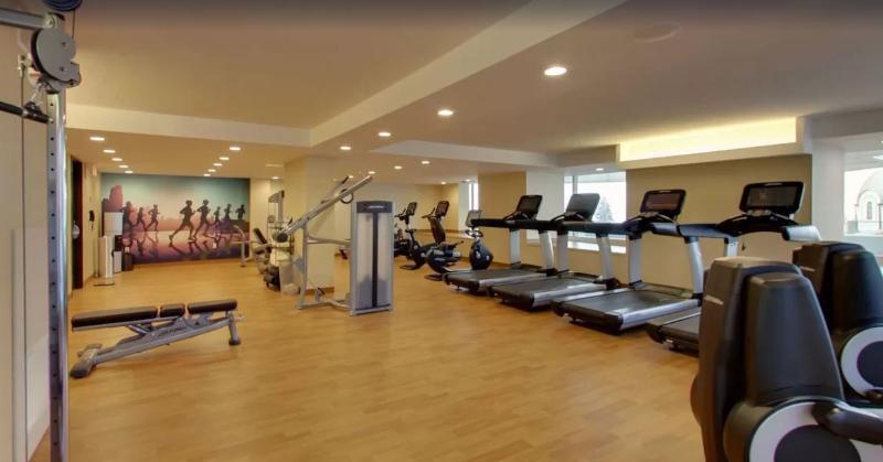 Doubletree By Hilton Edmonton Downtown Hotel Bagian luar foto